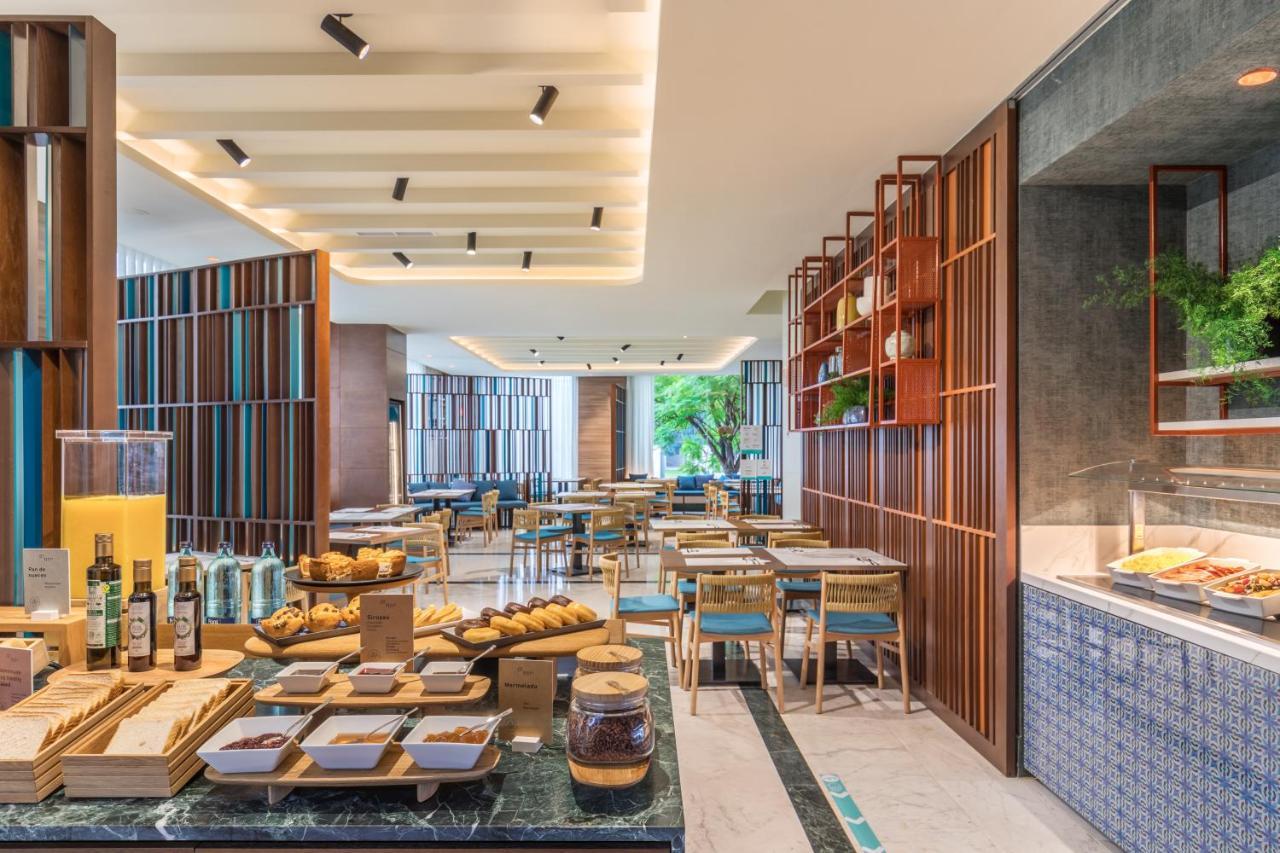 Hotel Occidental Viapol Seville
