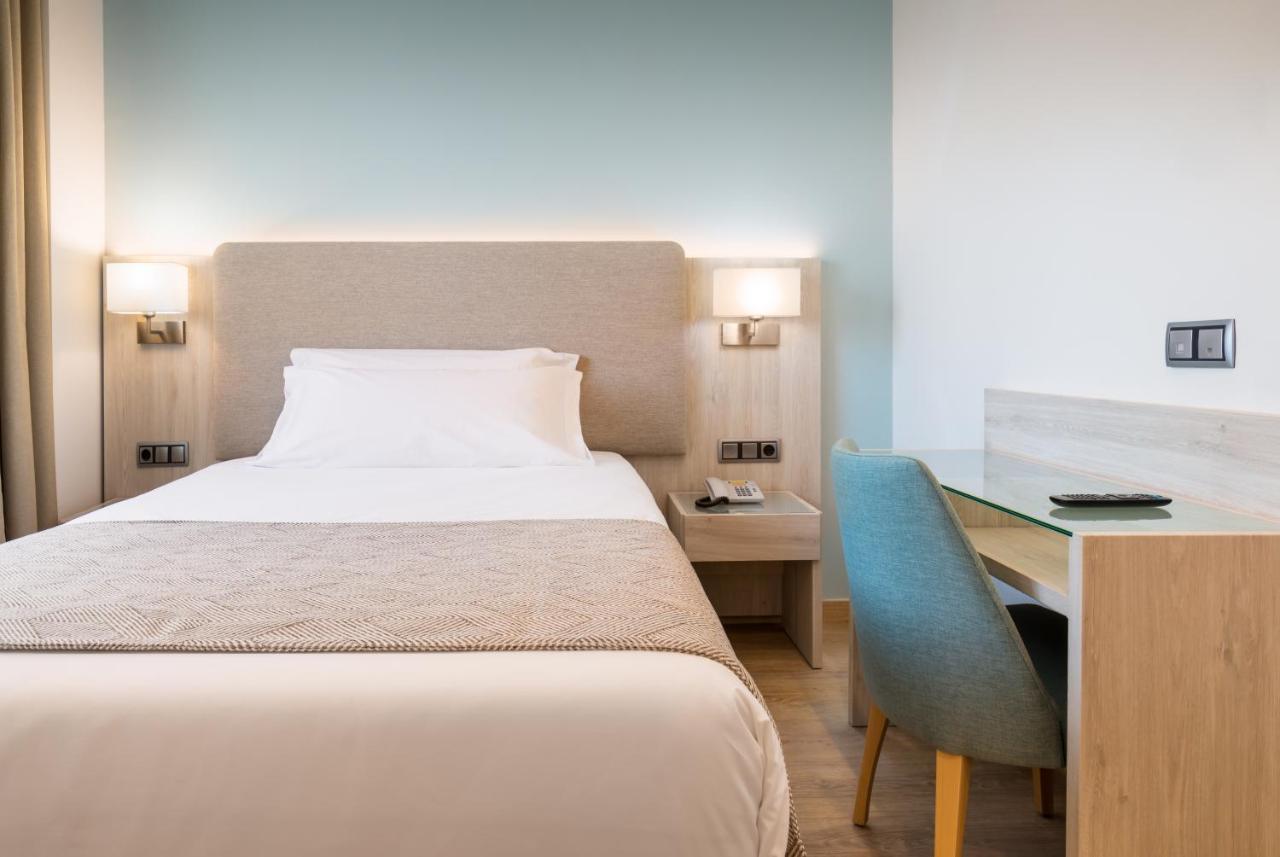 Occidental Viapol 4* Seville